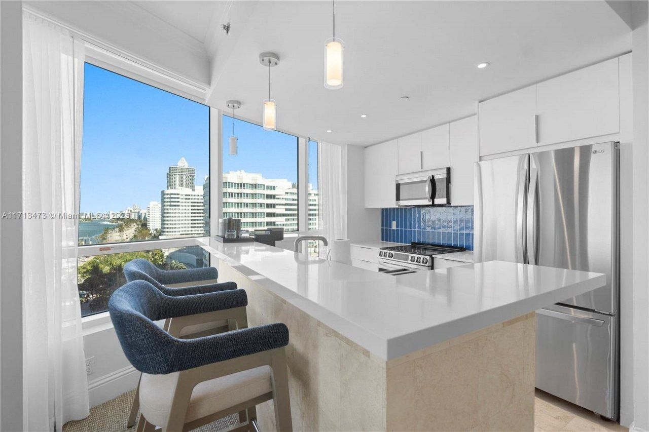 4401 Collins Ave, Unit 1015/1017, Miami Beach, FL 33140 Photo