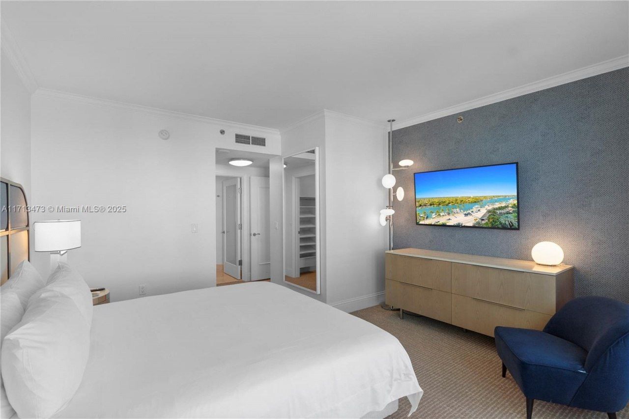 4401 Collins Ave, Unit 1015/1017, Miami Beach, FL 33140 Photo