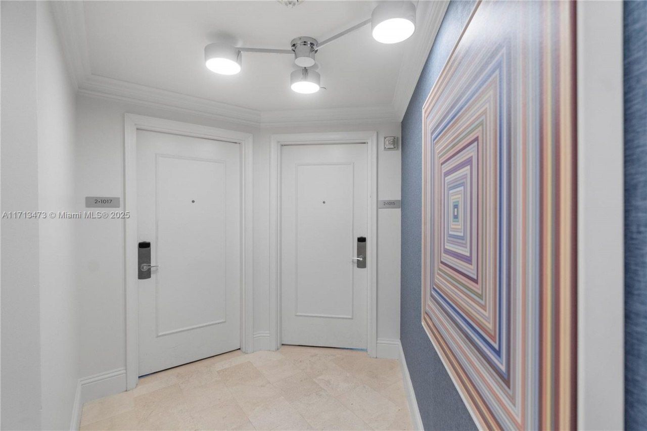 4401 Collins Ave, Unit 1015/1017, Miami Beach, FL 33140 Photo