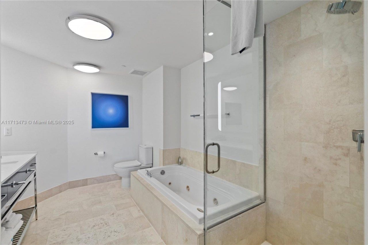 4401 Collins Ave, Unit 1015/1017, Miami Beach, FL 33140 Photo