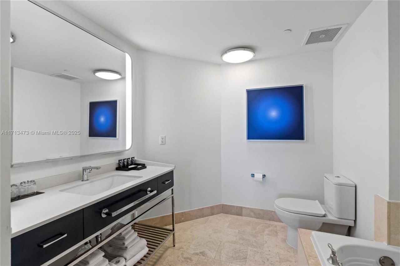 4401 Collins Ave, Unit 1015/1017, Miami Beach, FL 33140 Photo
