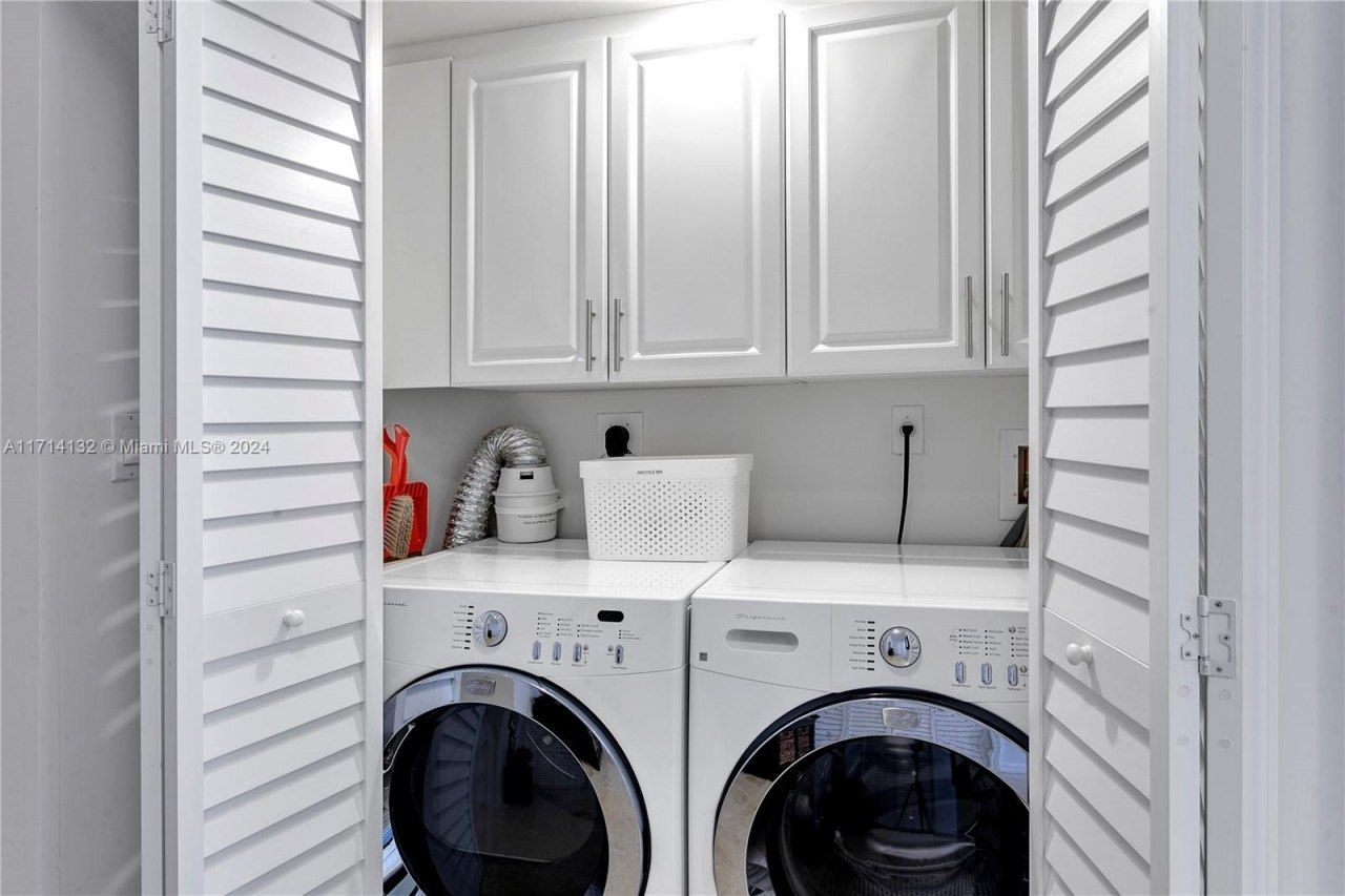 3000 N Ocean Dr, Unit 20A, Riviera Beach, FL 33404 Photo