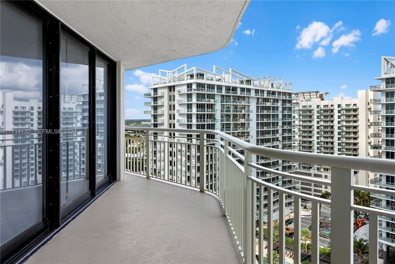 3000 N Ocean Dr, Unit 20A, Riviera Beach, FL 33404 Photo