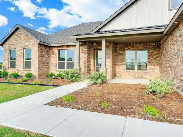 412 COLLUM View, Azle, TX 76020