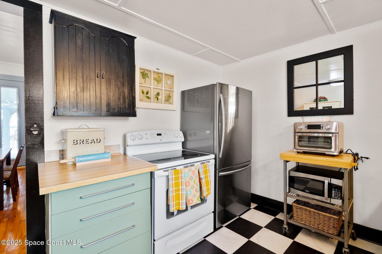 3945 Indian River Drive, Cocoa, FL 32926 Photo