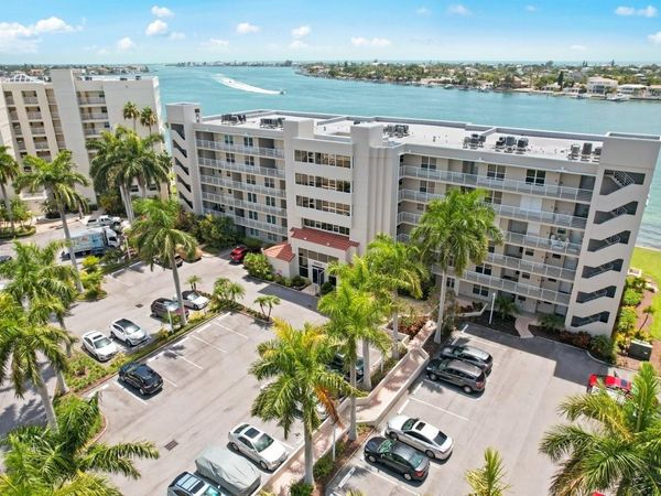 6093 BAHIA DEL MAR CIRCLE, Unit 277, ST PETERSBURG, FL 33715