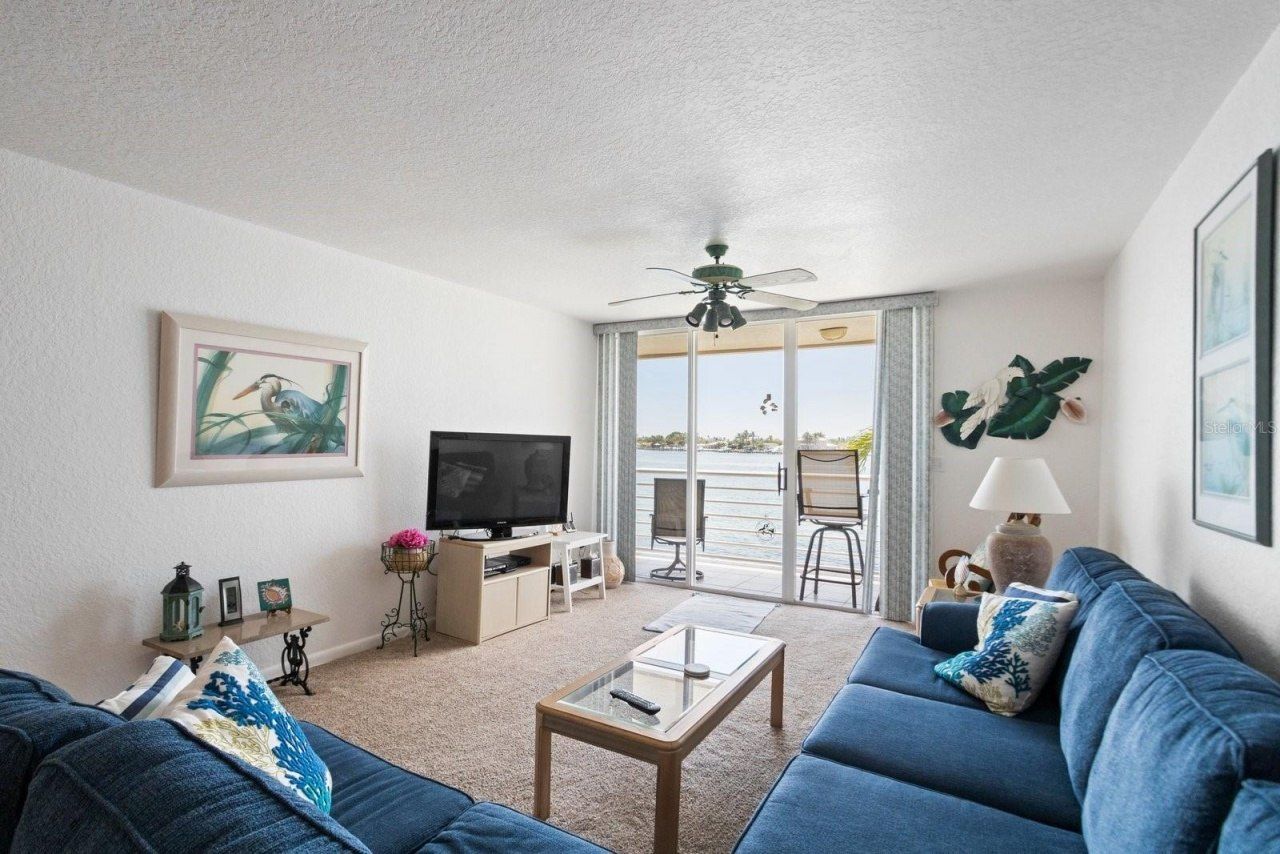 6093 Bahia Del Mar Circle, Unit 277, Saint Petersburg, FL 33715 Photo