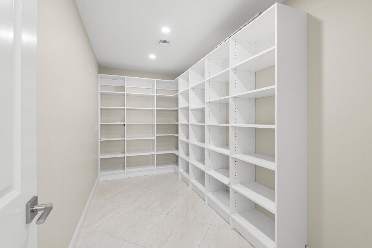 140 Inlet Way, Unit 312, Palm Beach Shores, FL 33404 Photo