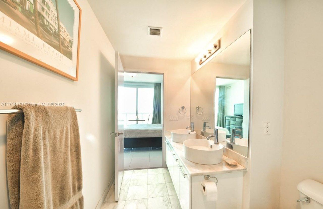 888 Biscayne Blvd, Unit 2511, Miami, FL 33132 Photo