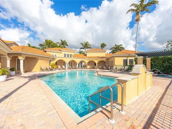 8635 River Homes LN, Unit 2205, BONITA SPRINGS, FL 34135