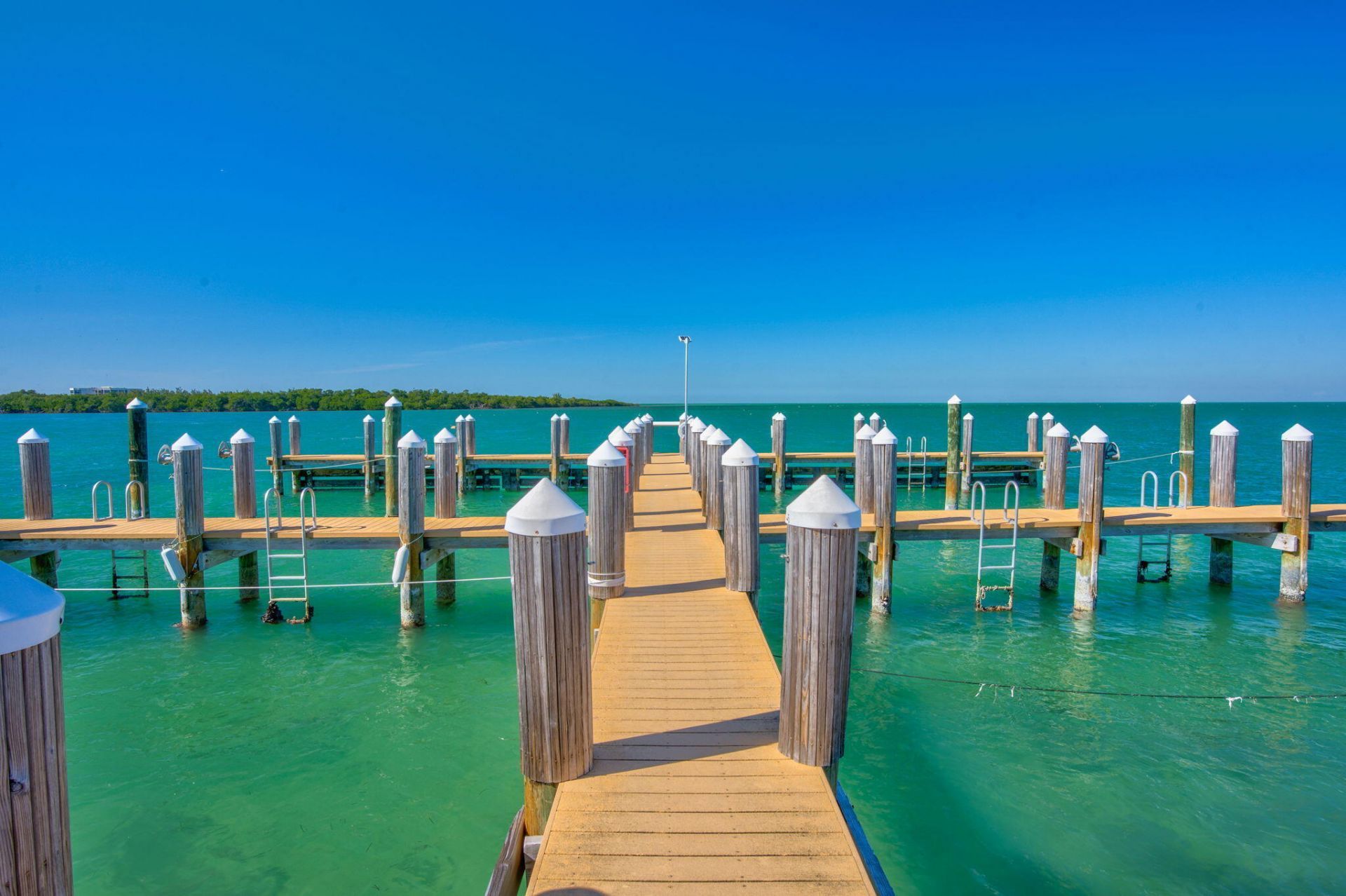 12690 Overseas Highway, Unit 310, Marathon, FL 33050 Photo