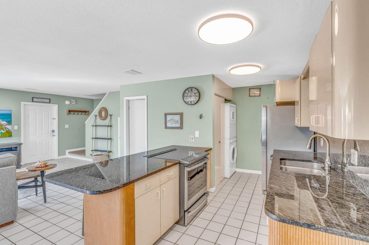 12690 Overseas Highway, Unit 310, Marathon, FL 33050 Photo