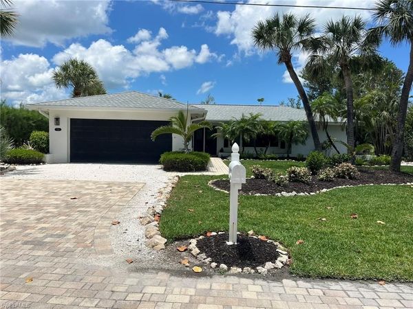 734 Anchor DR, SANIBEL, FL 33957