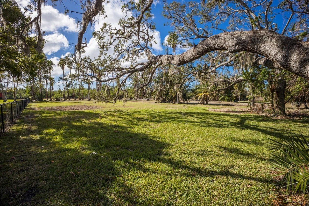 9205 9th Avenue Nw, Bradenton, FL 34209 Photo