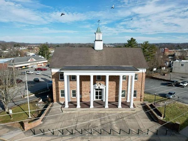 101 EAST MAIN STREET, OAK HILL, WV 25901