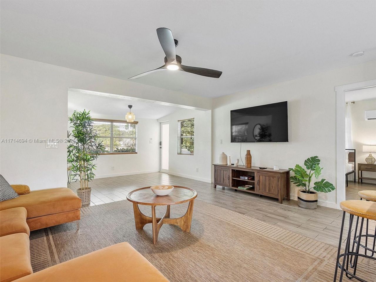 300 SW 23rd St, Fort Lauderdale, FL 33315 Photo