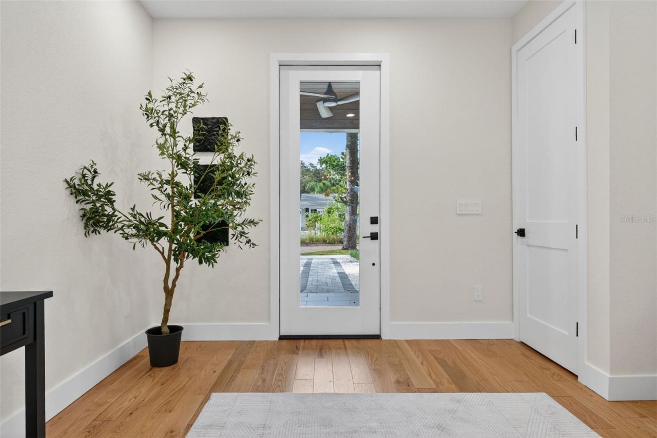 6266 4th Avenue S, Saint Petersburg, FL 33707 Photo