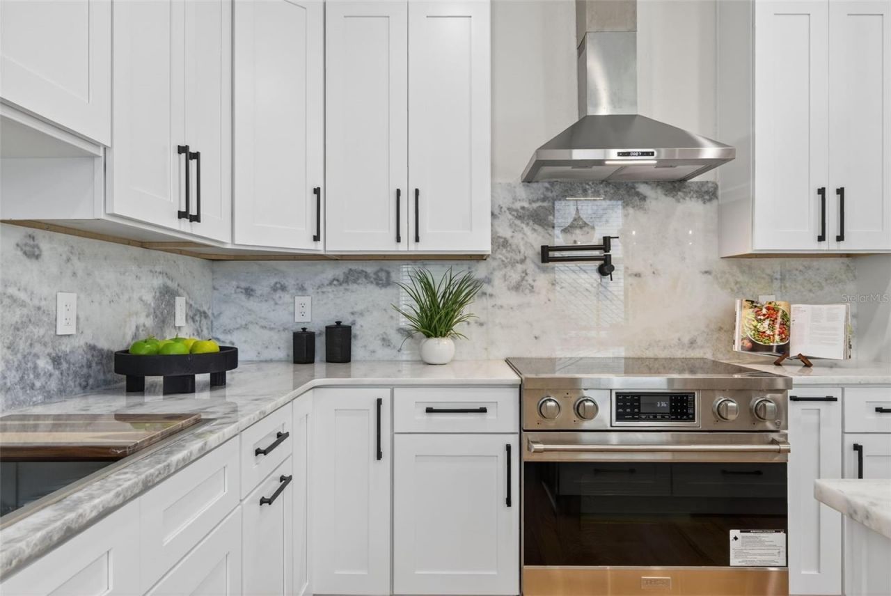 6266 4th Avenue S, Saint Petersburg, FL 33707 Photo