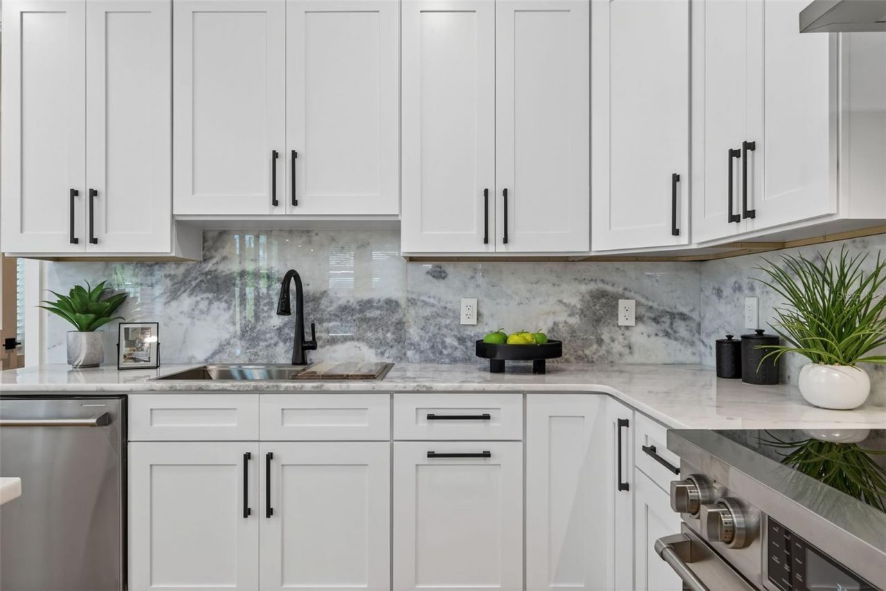 6266 4th Avenue S, Saint Petersburg, FL 33707 Photo