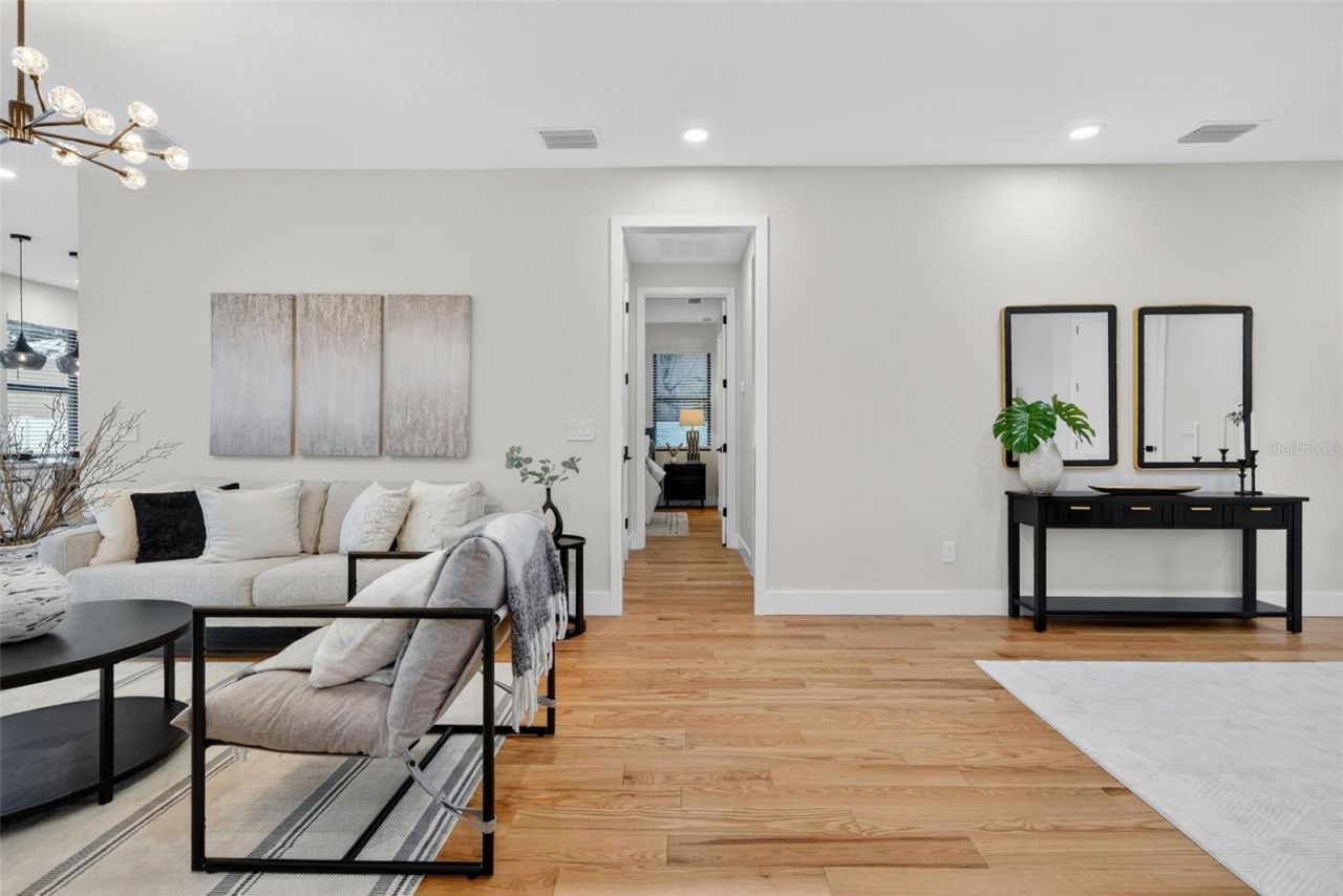 6266 4th Avenue S, Saint Petersburg, FL 33707 Photo