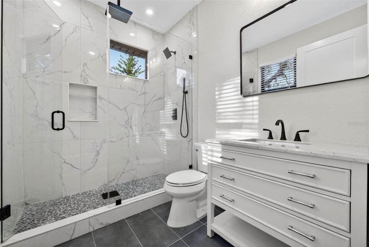 6266 4th Avenue S, Saint Petersburg, FL 33707 Photo