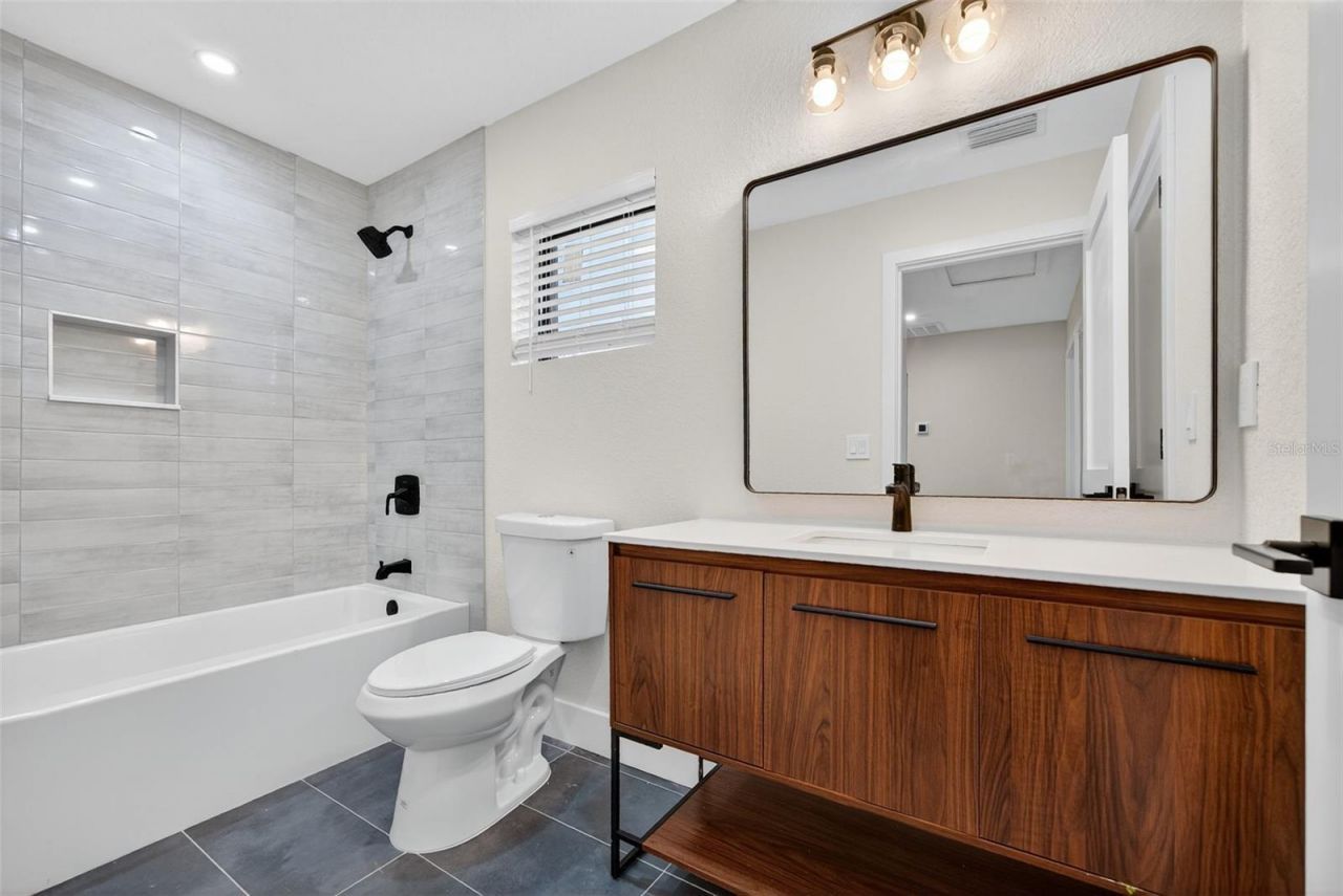 6266 4th Avenue S, Saint Petersburg, FL 33707 Photo