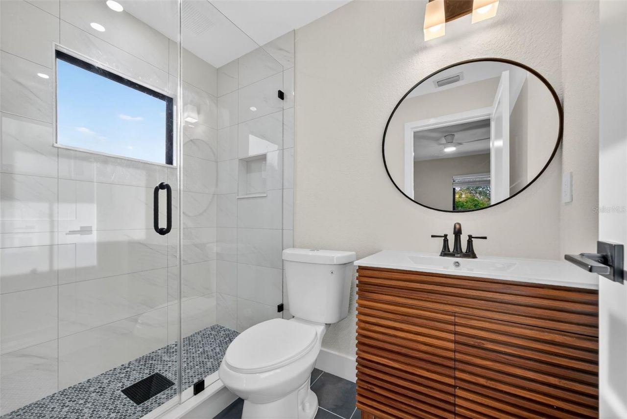 6266 4th Avenue S, Saint Petersburg, FL 33707 Photo