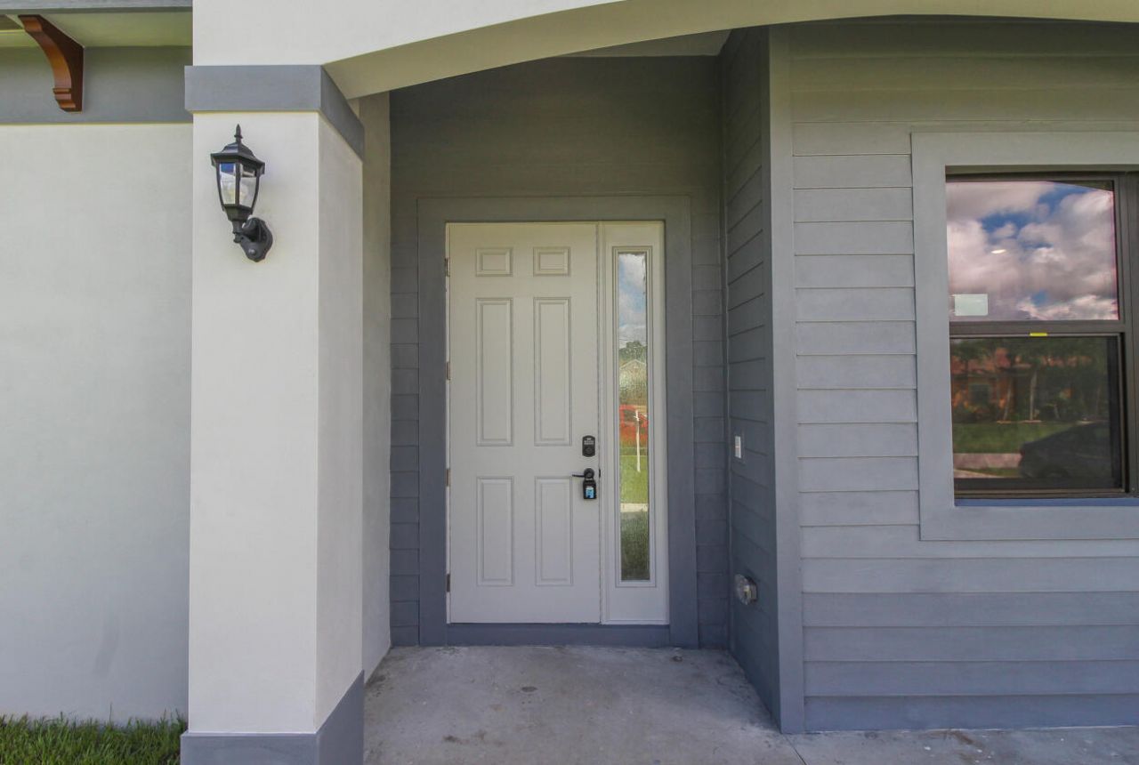 850 SW Abingdon Avenue, Port Saint Lucie, FL 34953 Photo