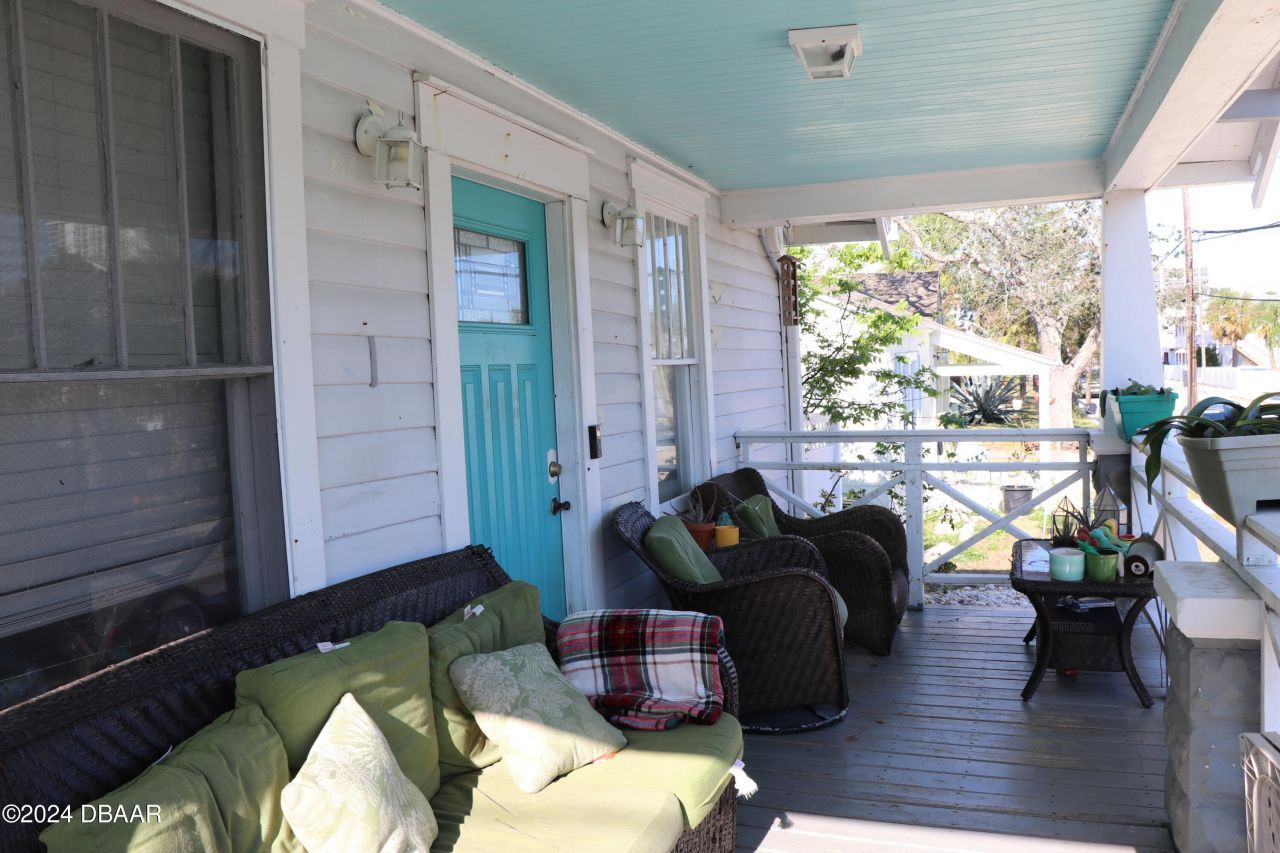 203 N Oleander Avenue, Daytona Beach, FL 32118 Photo