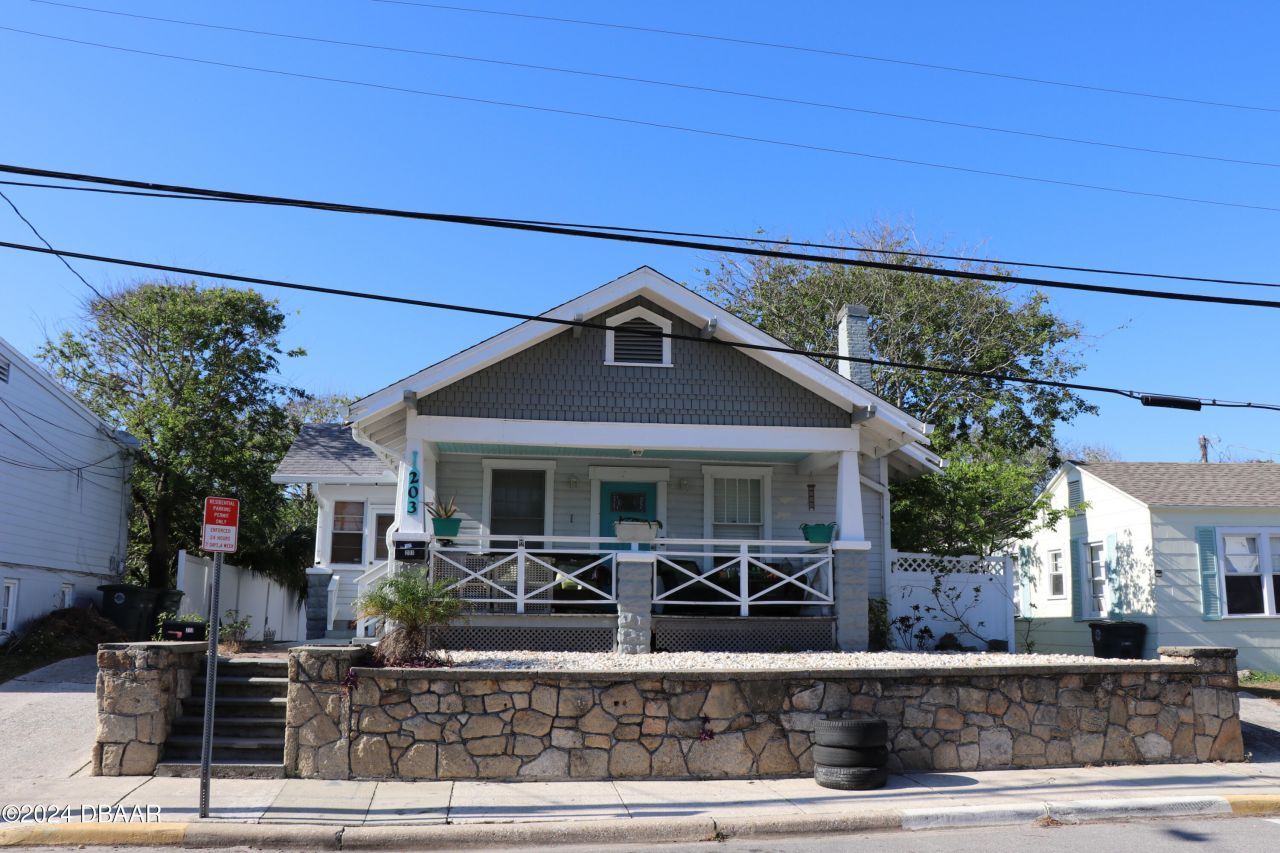 203 N Oleander Avenue, Daytona Beach, FL 32118 Photo
