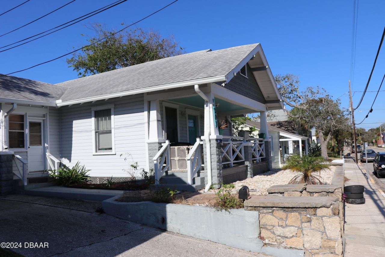 203 N Oleander Avenue, Daytona Beach, FL 32118 Photo