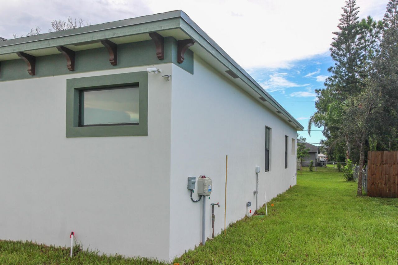 1143 SW Estaugh Avenue, Port Saint Lucie, FL 34953 Photo