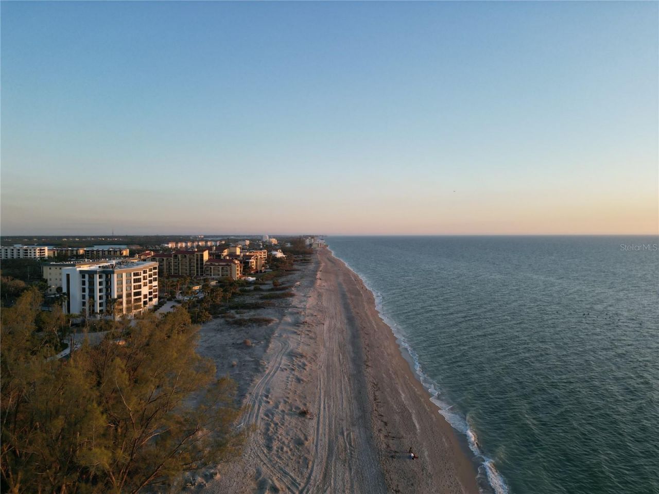 8534 Heron Lagoon Circle, Sarasota, FL 34242 Photo