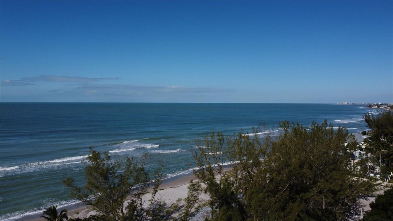 8534 Heron Lagoon Circle, Sarasota, FL 34242 Photo