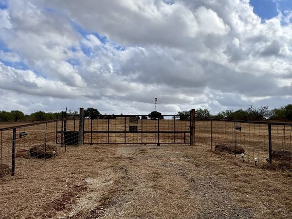 26920 CAMPBELLTON RD, San Antonio, TX 78264