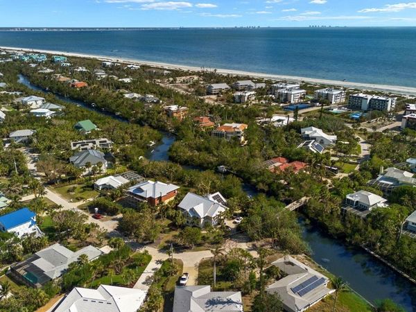 734 Anchor Dr, Sanibel, FL 33957