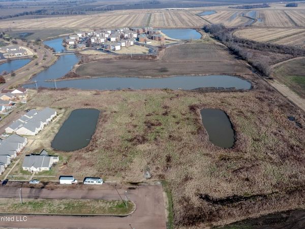 Vista Park Circle, Robinsonville, MS 38664