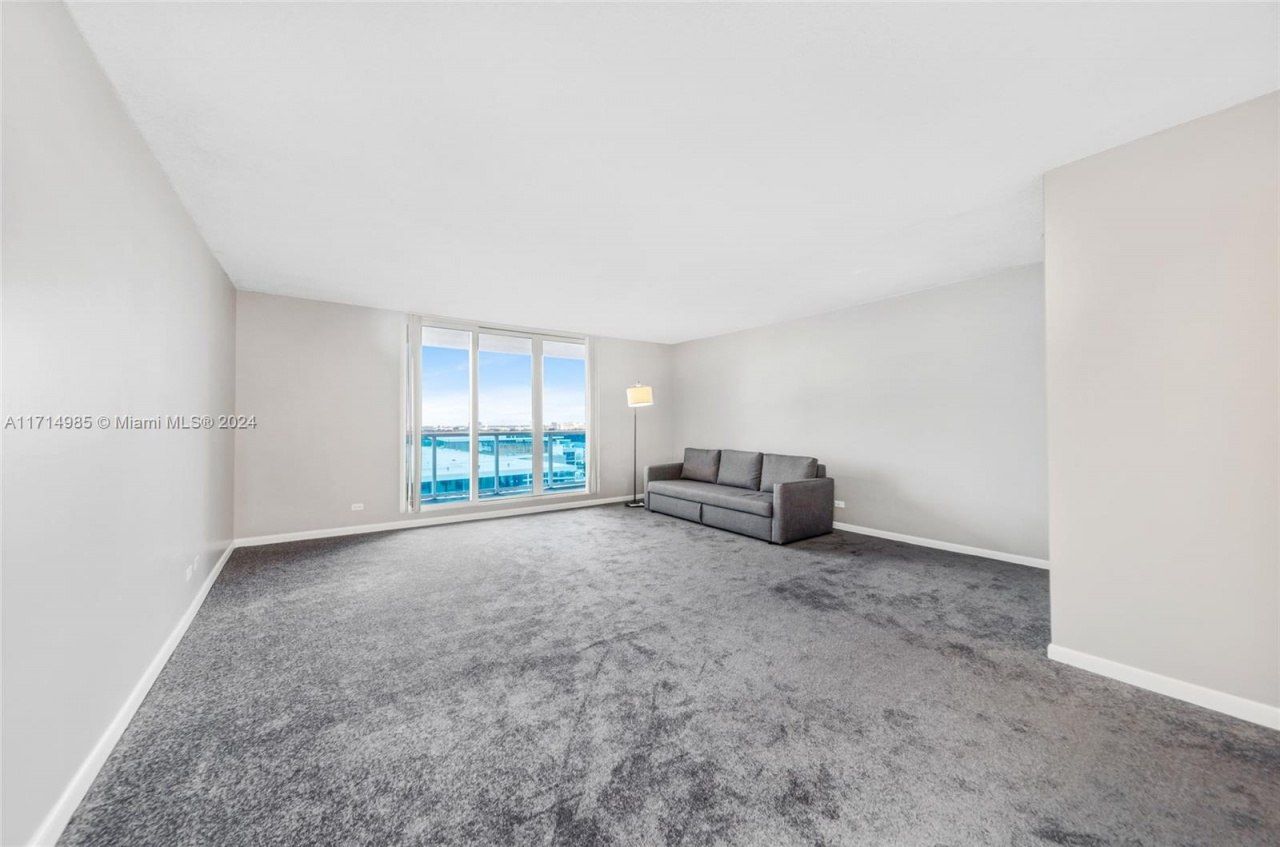 2301 Collins Ave, Unit 1030, Miami Beach, FL 33139 Photo