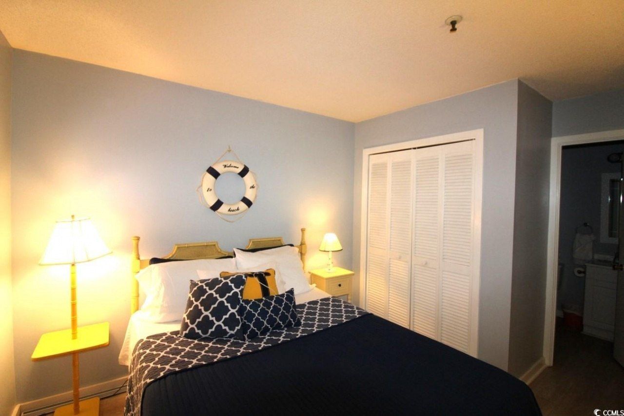 5905 S Kings Highway Photo 13