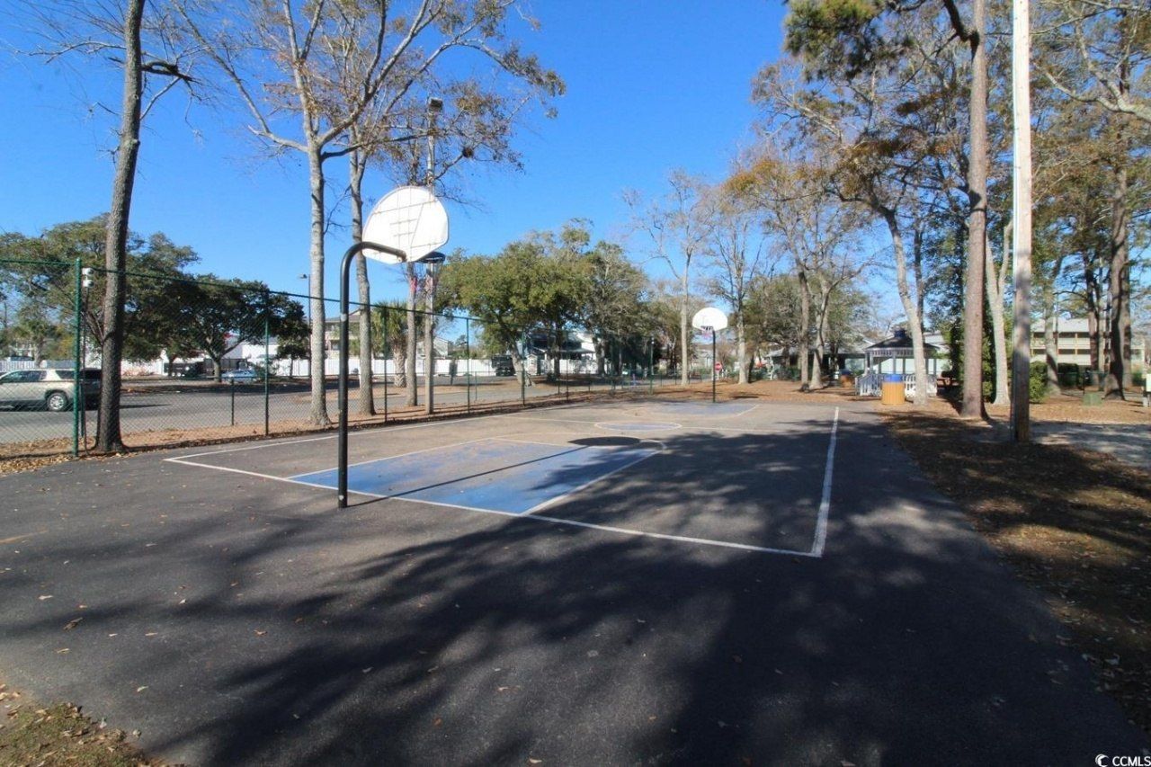 5905 S Kings Highway Photo 35