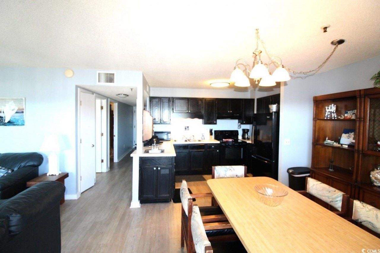 5905 S Kings Highway Photo 8