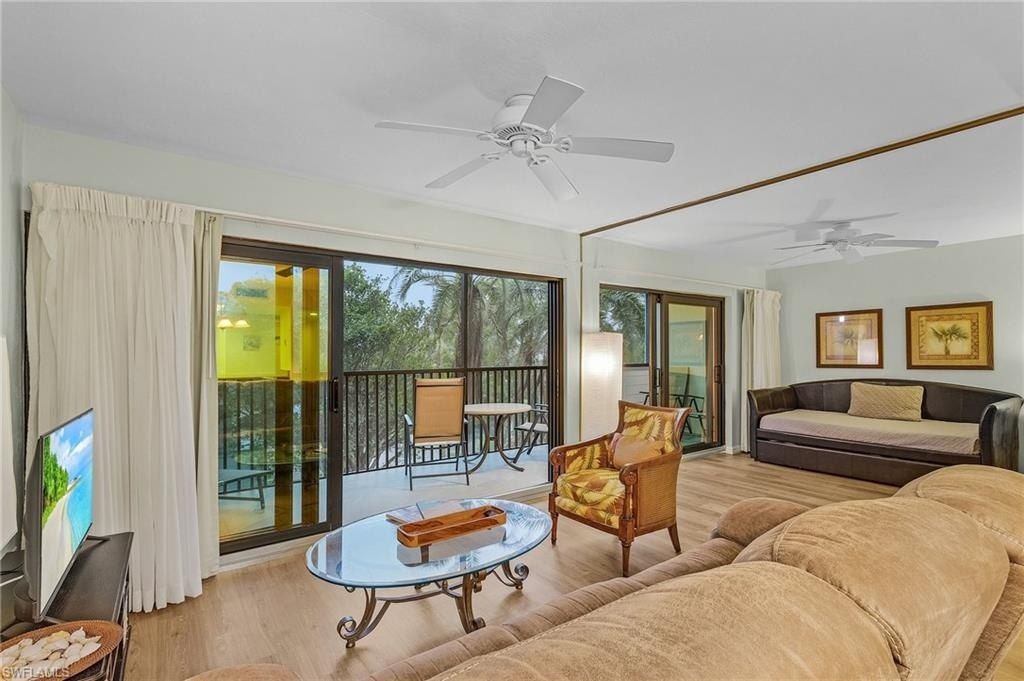 600 Neapolitan Way, Unit 349, Naples, FL 34103 Photo