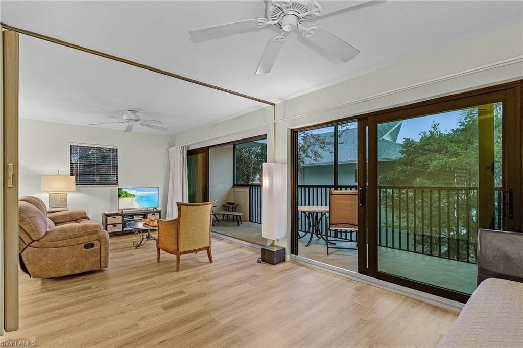 600 Neapolitan Way, Unit 349, Naples, FL 34103 Photo