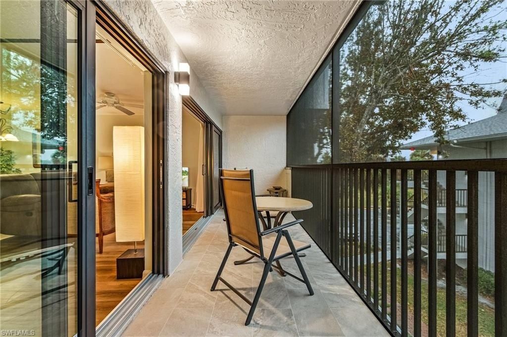 600 Neapolitan Way, Unit 349, Naples, FL 34103 Photo