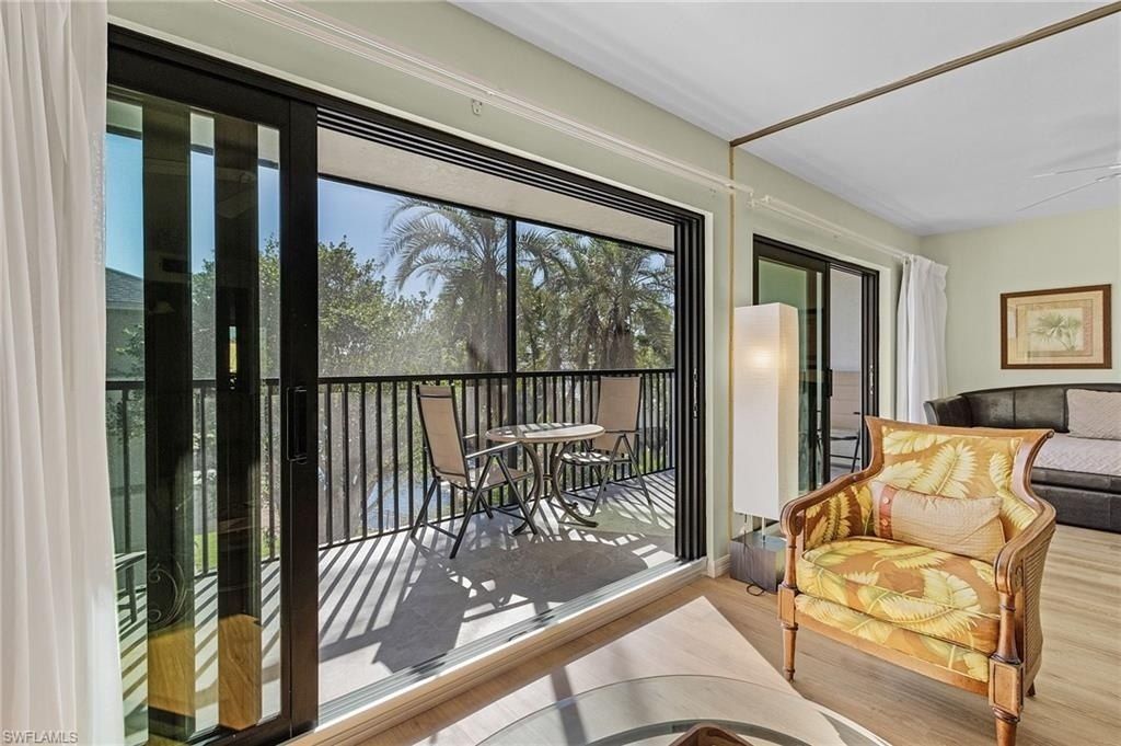 600 Neapolitan Way, Unit 349, Naples, FL 34103 Photo