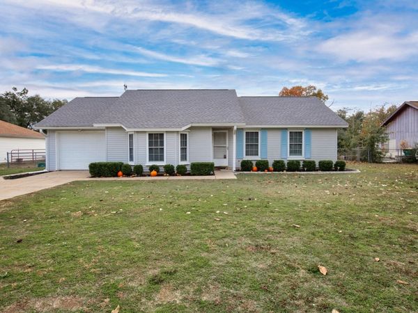 400 Brown Place, Crestview, FL 32539