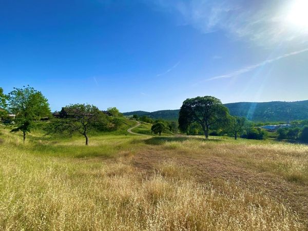 2062 Oak Creek Dr, Copperopolis, CA 95228