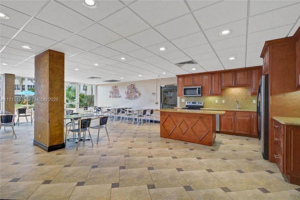 3750 Galt Ocean Dr, Unit 1602, Fort Lauderdale, FL 33308 Photo