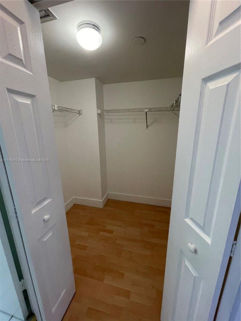 3300 NE 192nd St, Unit 1804, Aventura, FL 33180 Photo