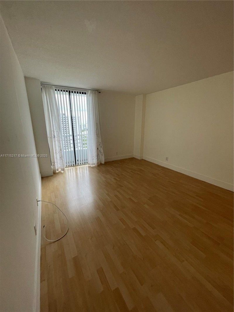 3300 NE 192nd St, Unit 1804, Aventura, FL 33180 Photo